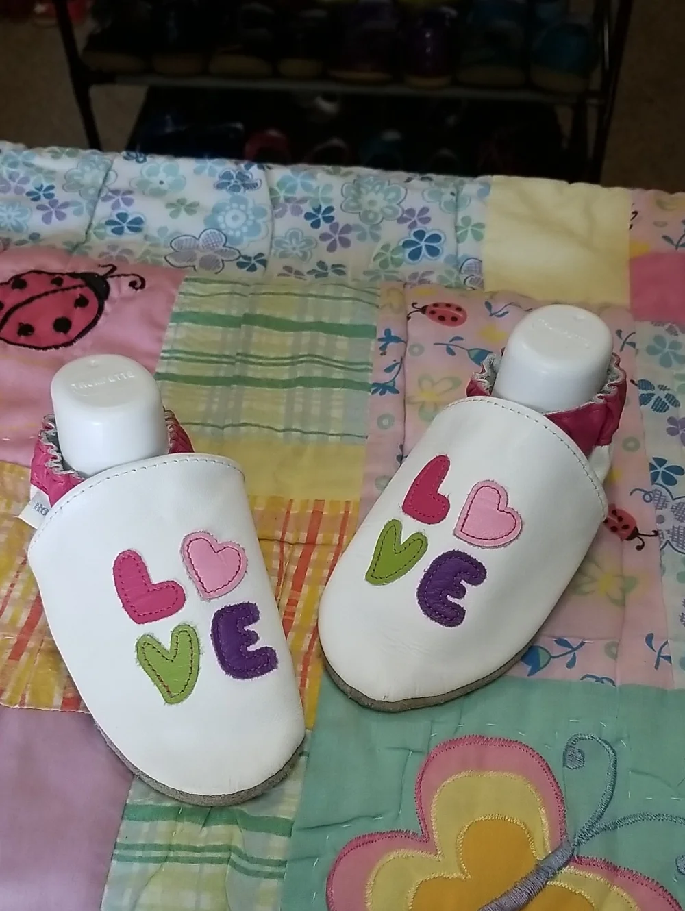 Robeez soft white